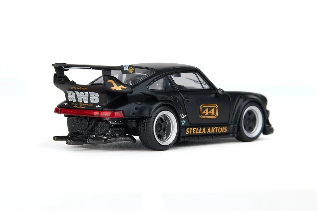 ModelModel 1/64 RWB 930 Circuit Specification Matte Black "Stella Artois"