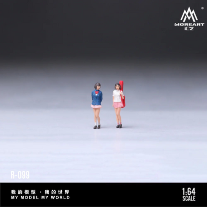 MoreArt 1:64 JAPANESE SCHOOL UNIFORMBEST FRIENDS 2-FIGURE SET MO223099