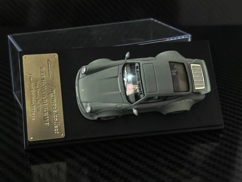 PRE-ORDER Model Collect 1:64