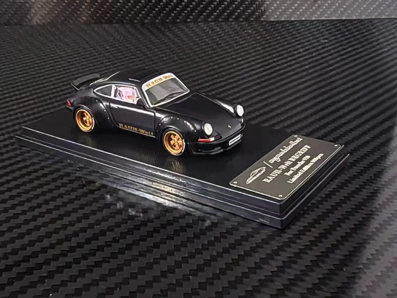 PRE-ORDER Model Collect 1:64