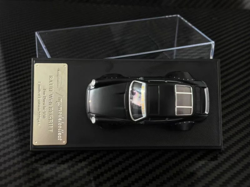 PRE-ORDER Model Collect 1:64